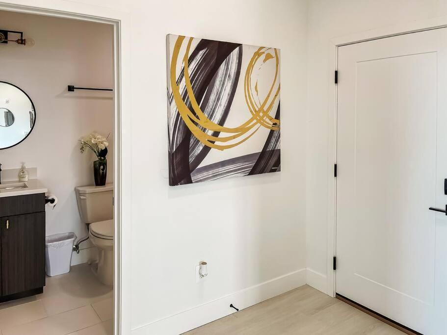 Апартаменты Heart Of Fells Point Luxury Apt Балтимор Экстерьер фото